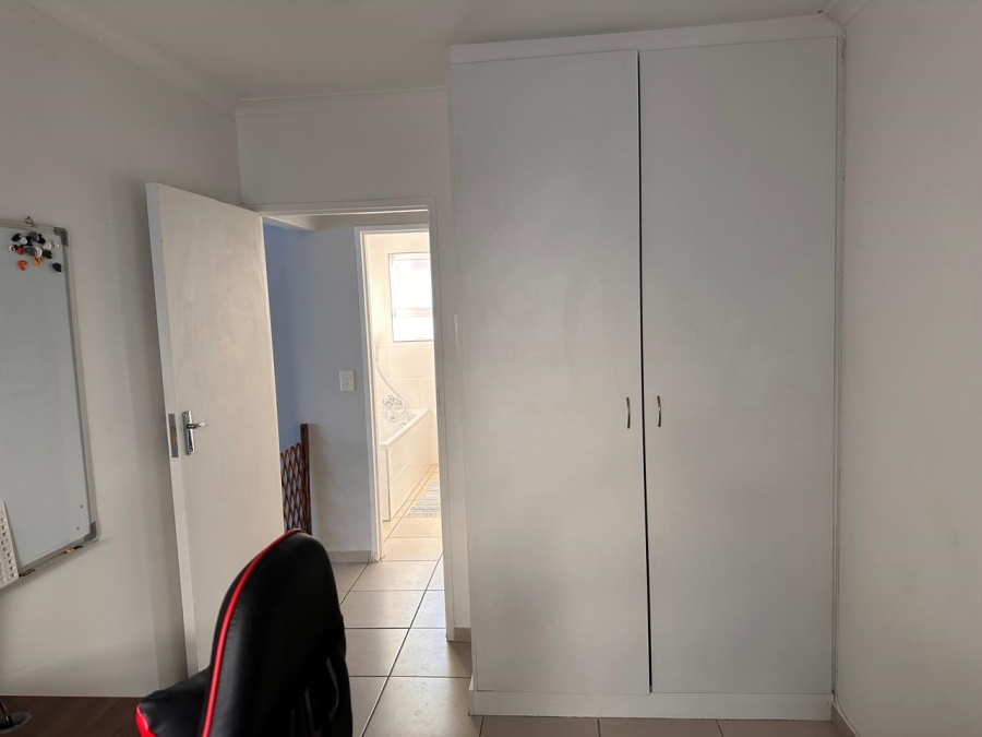 To Let 3 Bedroom Property for Rent in Table View Western Cape